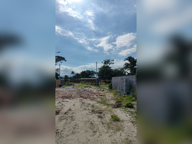 imóvel com 200m² - Centro - Matinhos