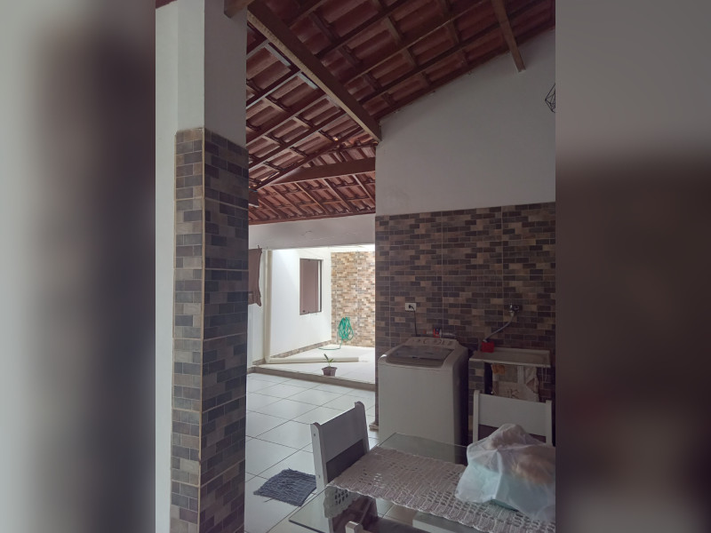 imóvel com 485m² - Lagoa das Flores - Vitória da Conquista