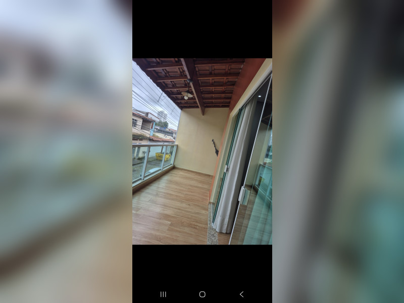 imóvel com 211m² - VILA PERRELI - Poá