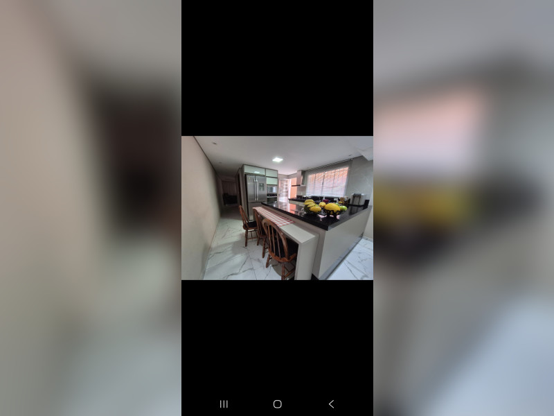 imóvel com 211m² - VILA PERRELI - Poá