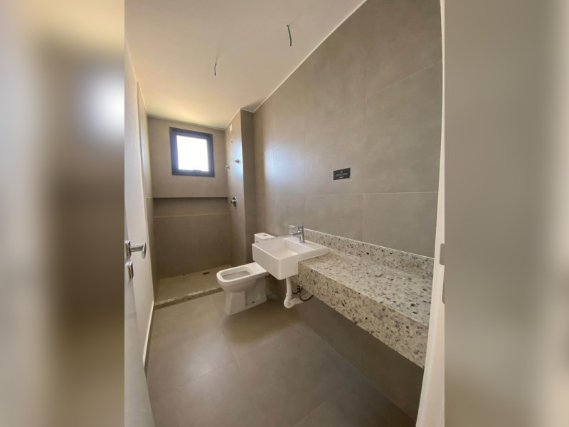 imóvel com 101m² - ZONA 07 - Maringá