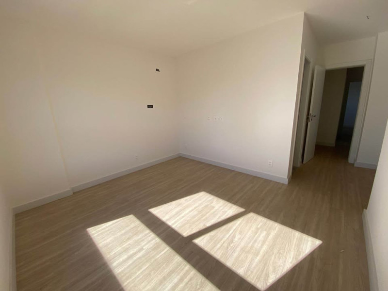 imóvel com 101m² - ZONA 07 - Maringá