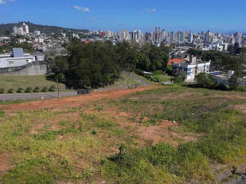 imóvel com 1412m² - Pio Corrêa - Criciúma