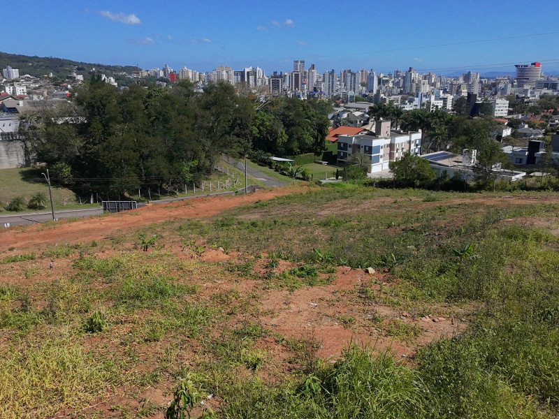 imóvel com 1412m² - Pio Corrêa - Criciúma
