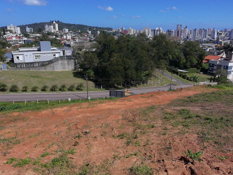 imóvel com 1412m² - Pio Corrêa - Criciúma