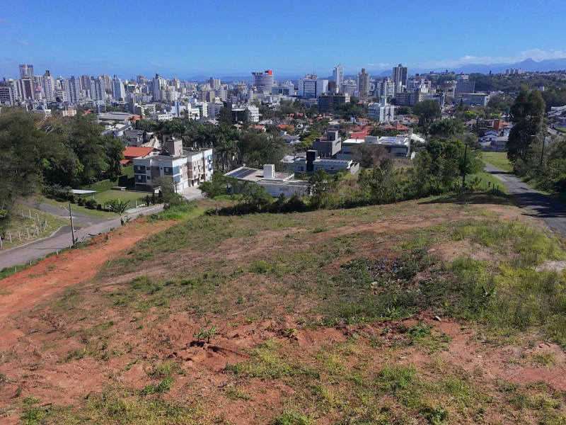imóvel com 1412m² - Pio Corrêa - Criciúma