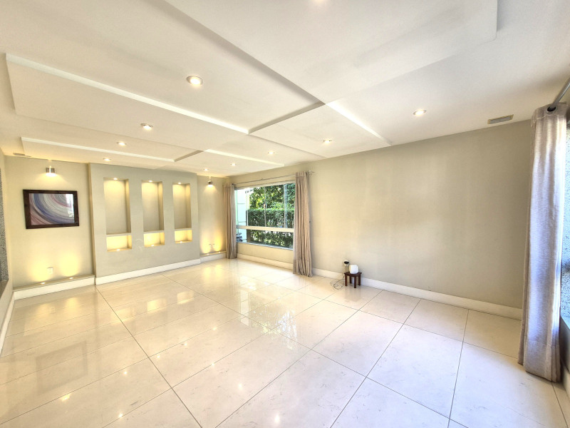 imóvel com 350m² - Badu - Niterói