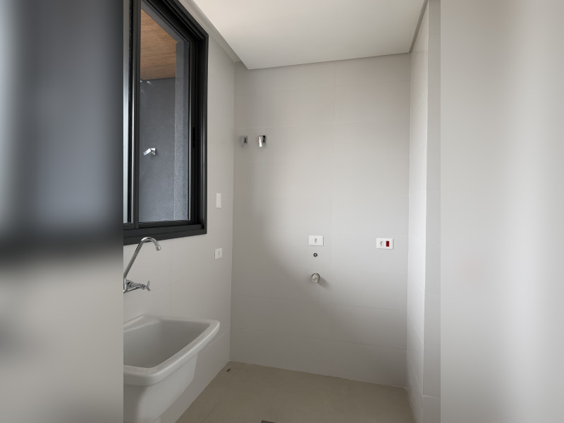 imóvel com 95m² - Água Verde - Curitiba