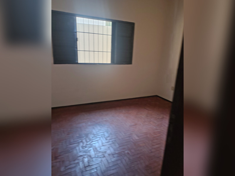 imóvel com 157m² - Residencial Maria Cândida - Matão