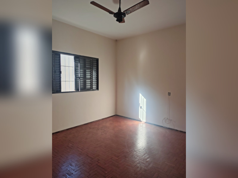 imóvel com 157m² - Residencial Maria Cândida - Matão