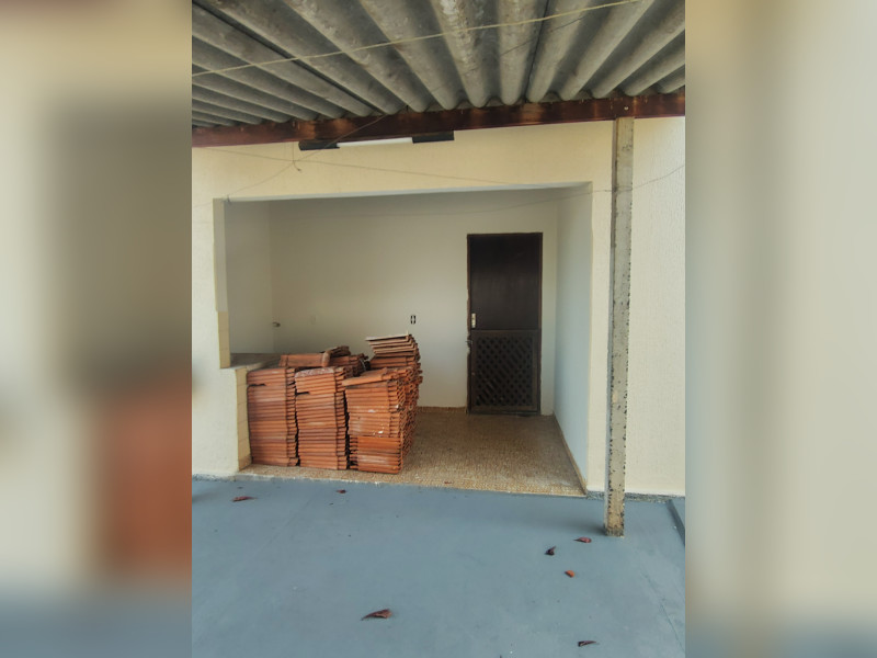 imóvel com 157m² - Residencial Maria Cândida - Matão