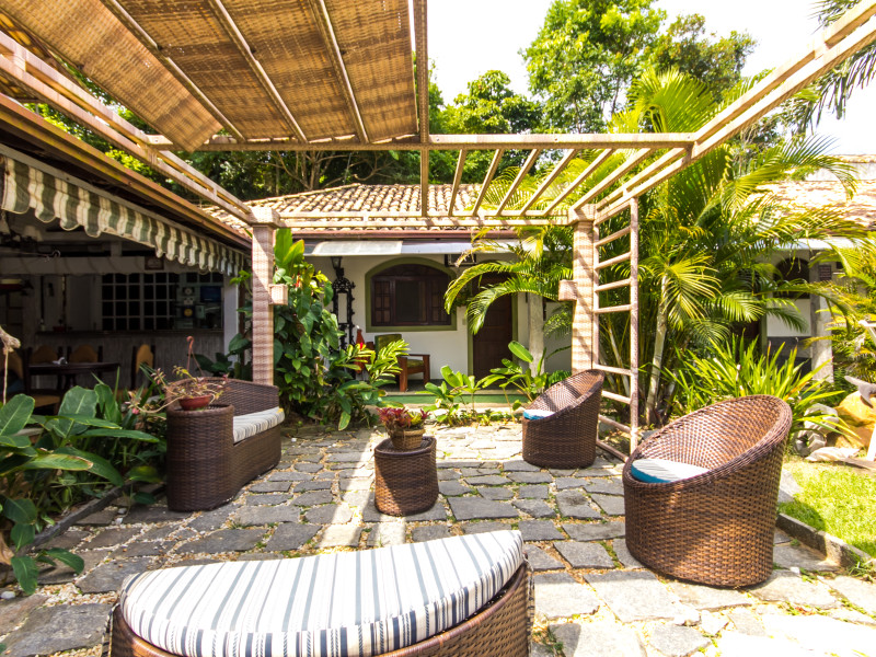 imóvel com 2600m² - Costazul - Rio das Ostras