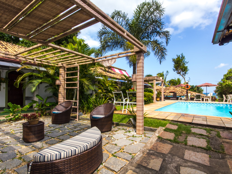 imóvel com 2600m² - Costazul - Rio das Ostras