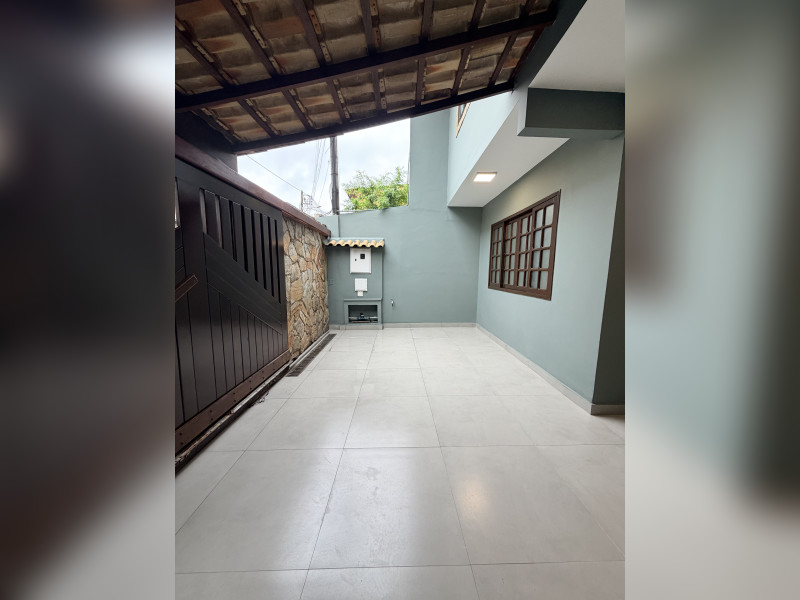 imóvel com 193m² - Imbetiba - Macaé