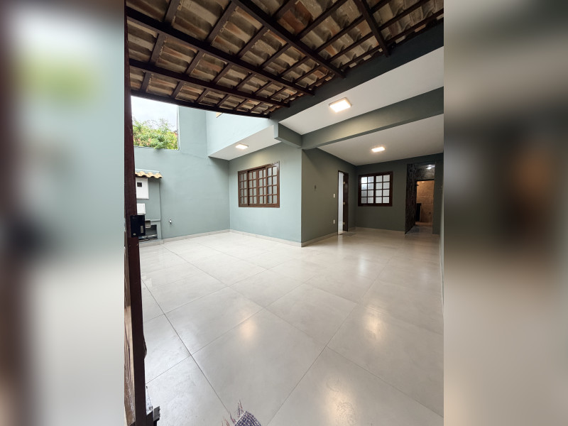 imóvel com 193m² - Imbetiba - Macaé