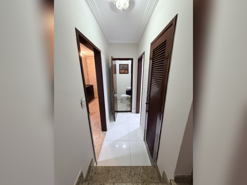 imóvel com 193m² - Imbetiba - Macaé