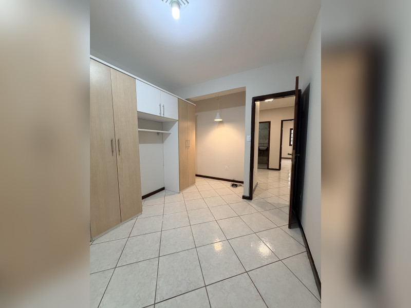 imóvel com 193m² - Imbetiba - Macaé