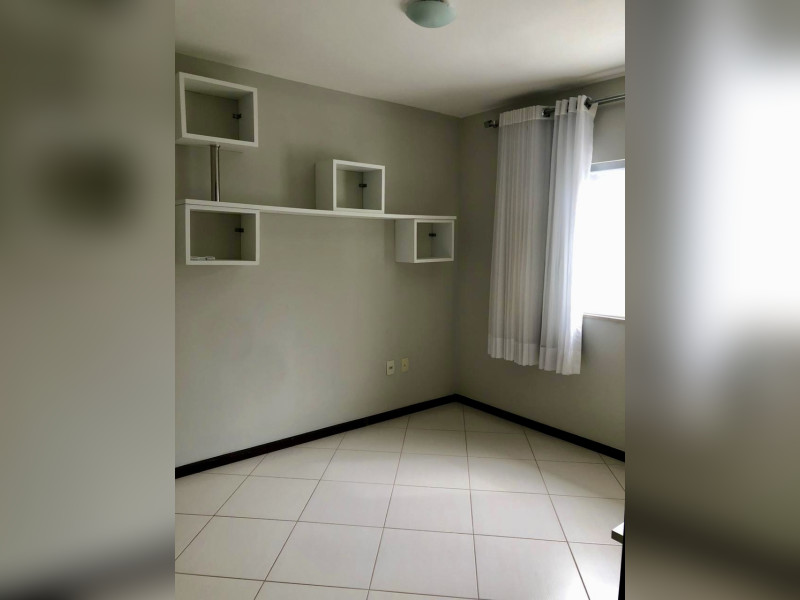 imóvel com 180m² - Buraquinho - Lauro de Freitas