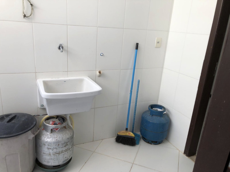 imóvel com 180m² - Buraquinho - Lauro de Freitas