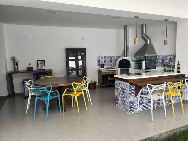 imóvel com 180m² - Buraquinho - Lauro de Freitas