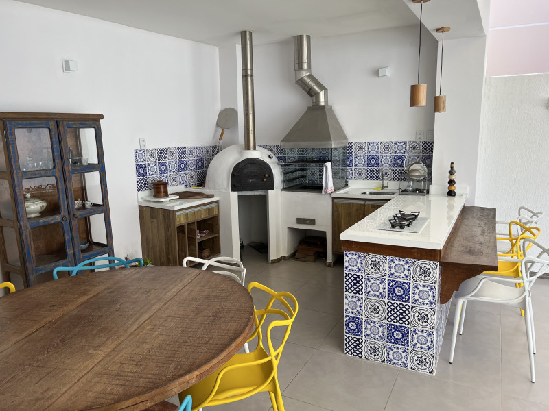 imóvel com 180m² - Buraquinho - Lauro de Freitas