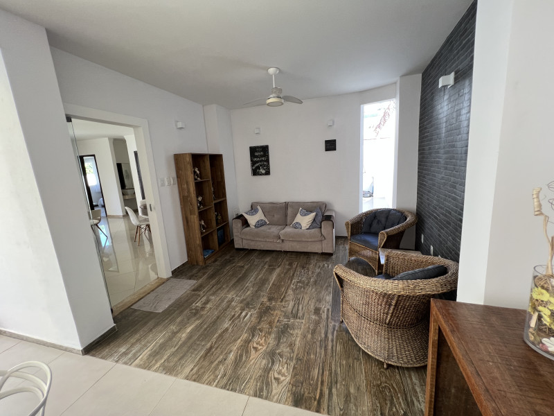 imóvel com 180m² - Buraquinho - Lauro de Freitas