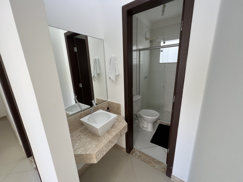 imóvel com 180m² - Buraquinho - Lauro de Freitas