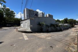 Casa &agrave; venda Parque 10 de Novembro com 250m&sup2; e 2 quartos por R$ 690.000 - 9640163c-349b-4392-b87b-dbefa4dac926.jpeg