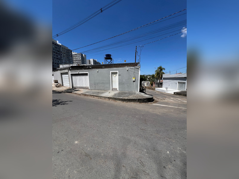 imóvel com 250m² - Parque 10 de Novembro - Manaus