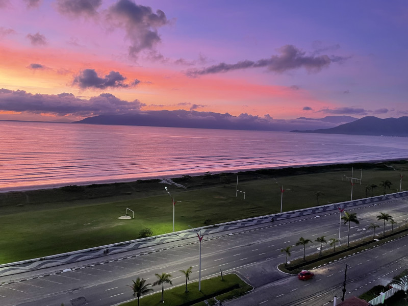 imóvel com 178m² - Parque Balneario Poiares - Caraguatatuba