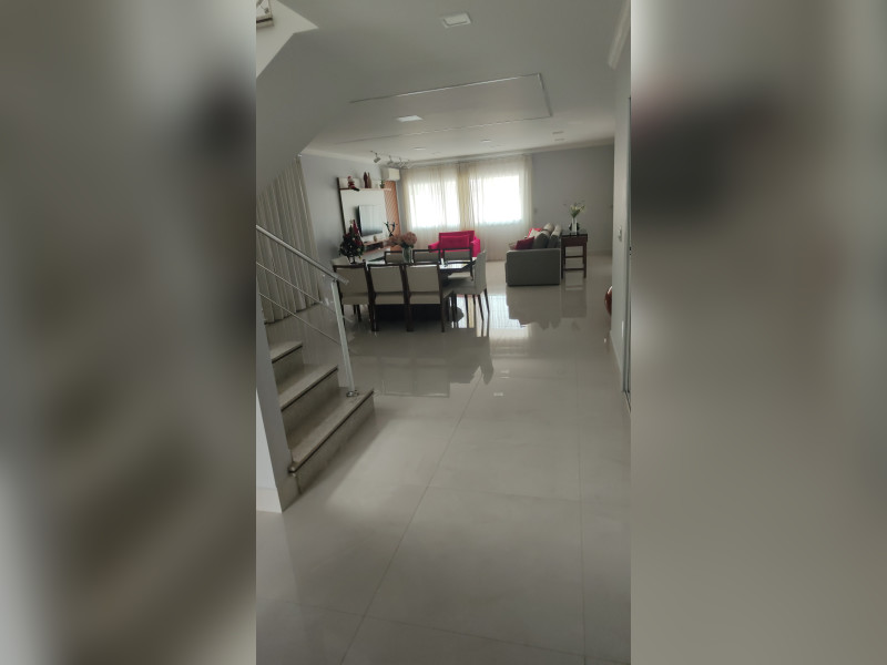 imóvel com 450m² - Jardim das Colinas - São José dos Campos