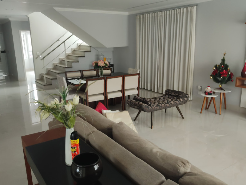 imóvel com 450m² - Jardim das Colinas - São José dos Campos