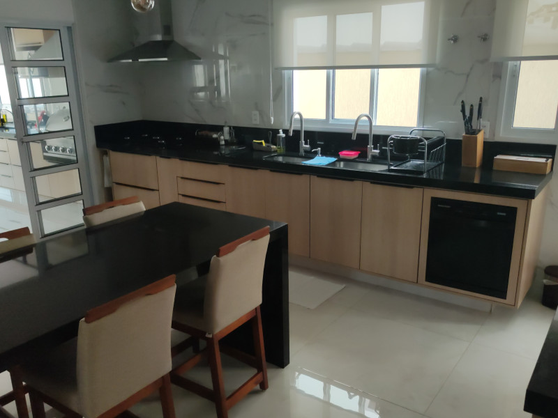 imóvel com 450m² - Jardim das Colinas - São José dos Campos