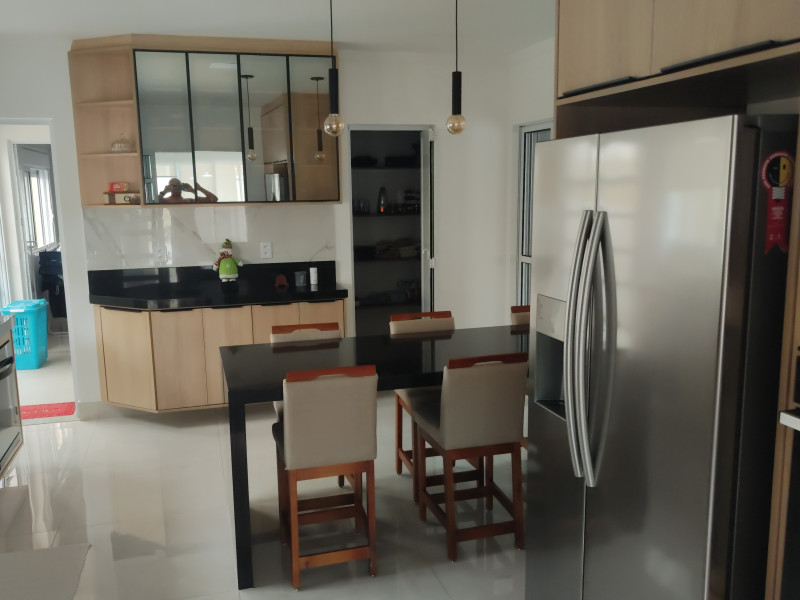 imóvel com 450m² - Jardim das Colinas - São José dos Campos