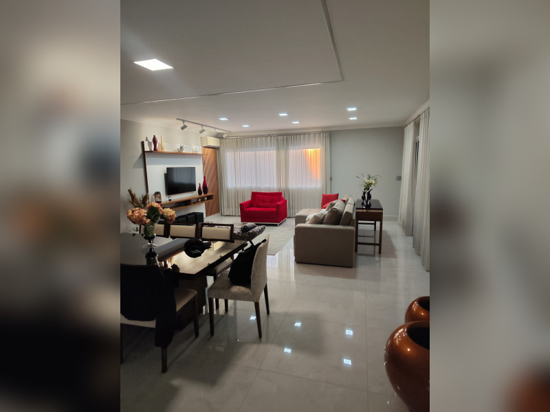 imóvel com 450m² - Jardim das Colinas - São José dos Campos