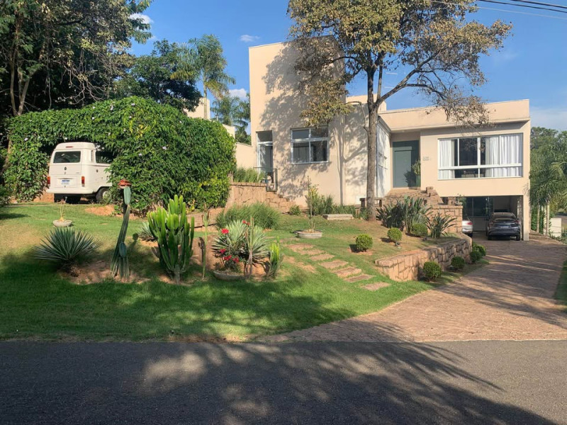 imóvel com 2000m² - Condomínio Monte Belo - Salto