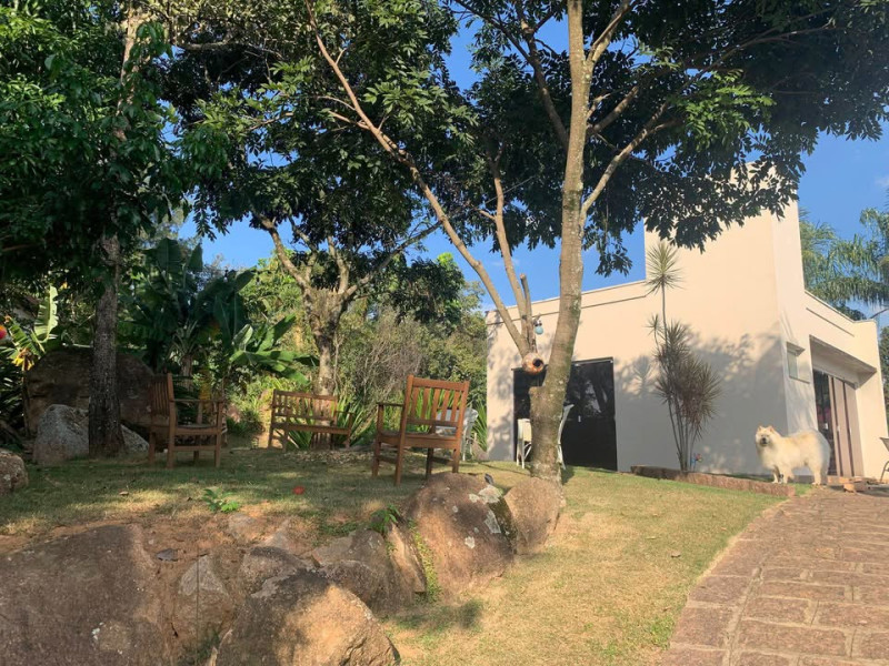 imóvel com 2000m² - Condomínio Monte Belo - Salto