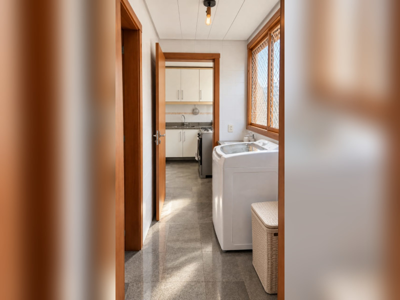 imóvel com 131m² - Petrópolis - Porto Alegre