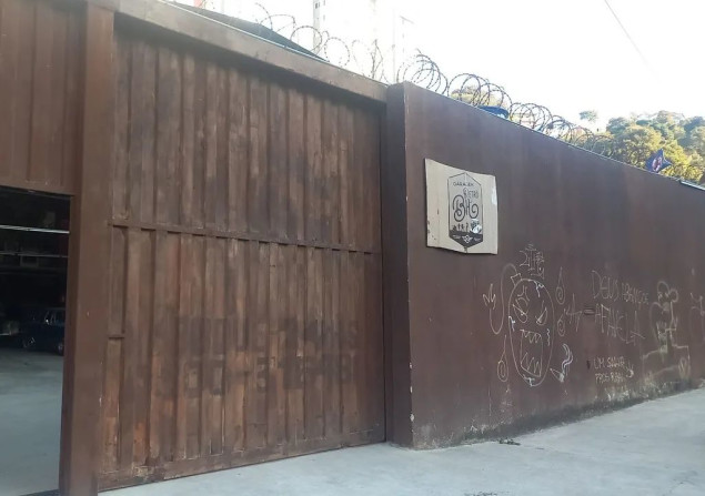 imóvel com 46467m²