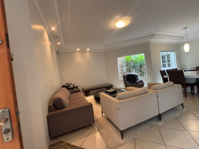 imóvel com 344m² - Jardim Karaíba - Uberlândia