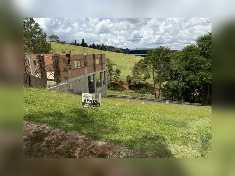 imóvel com 360m² - Bairro das Posses - Serra Negra