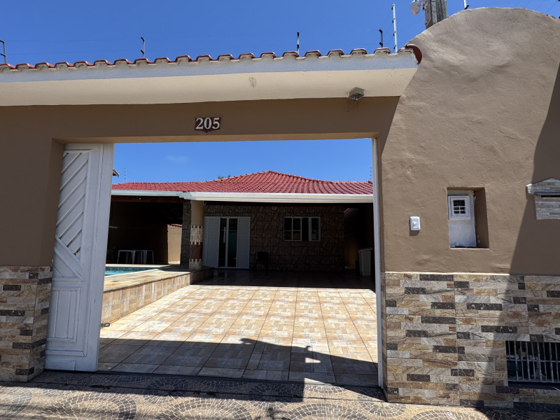 imóvel com 187m² - Cidade Nova Peruíbe - Peruíbe
