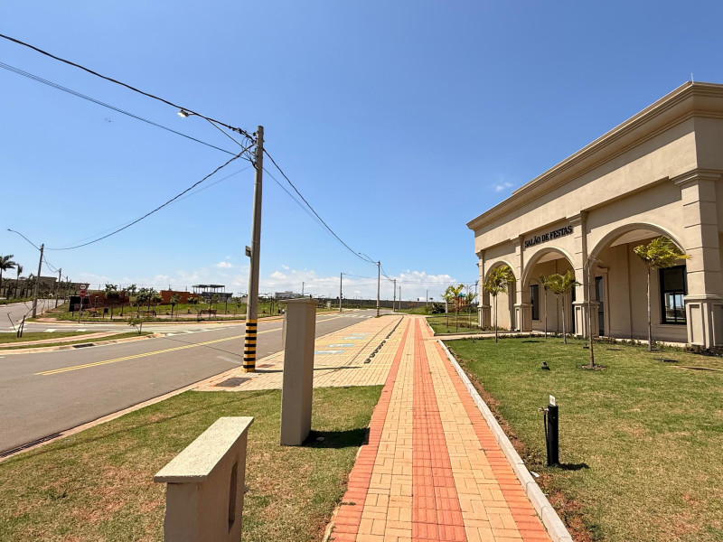 imóvel com 200m² - Parque Bom Retiro - Paulinia