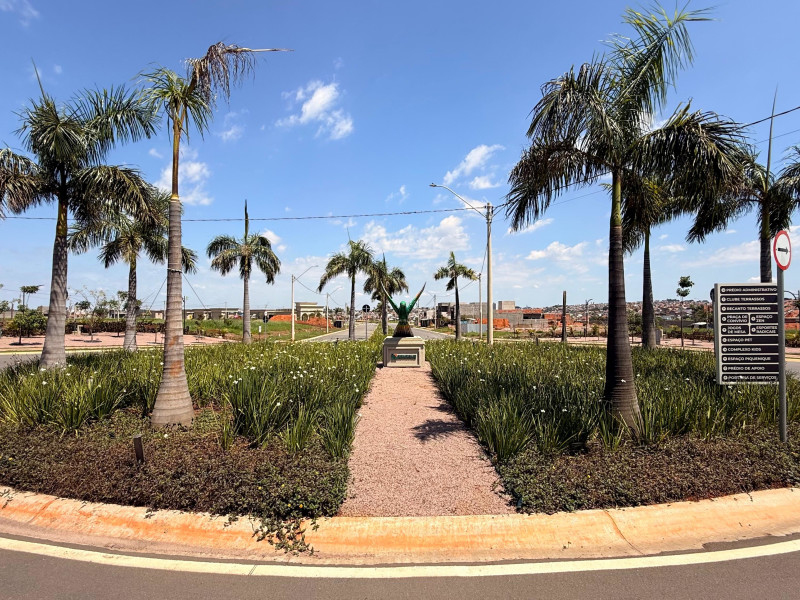 imóvel com 200m² - Parque Bom Retiro - Paulinia