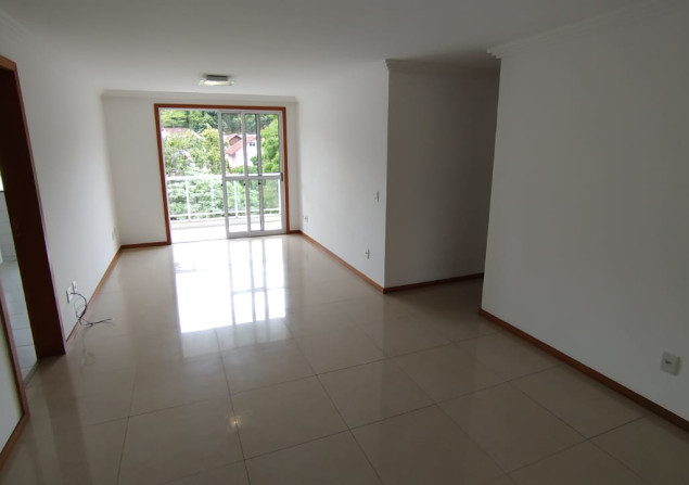 imóvel com 180m²