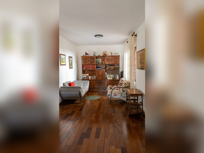 imóvel com 360m² - Jardim das Colinas - São José dos Campos