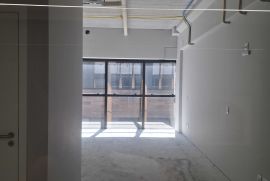 Comercial &agrave; venda Campeche com 30m&sup2; e 1 quarto por R$ 590.000 - 20260916-124711.jpg