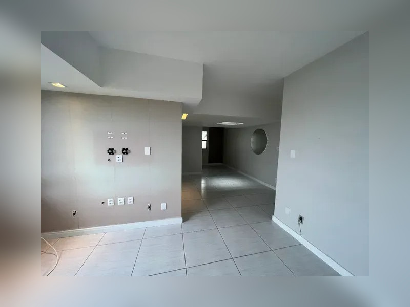 imóvel com 85m² - Candeal - Salvador