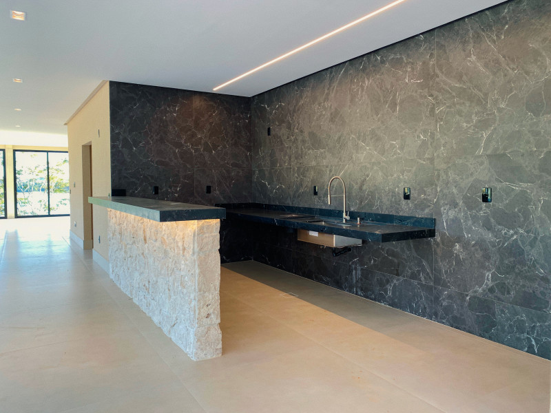 imóvel com 5000m² - Centro - Caldas Novas