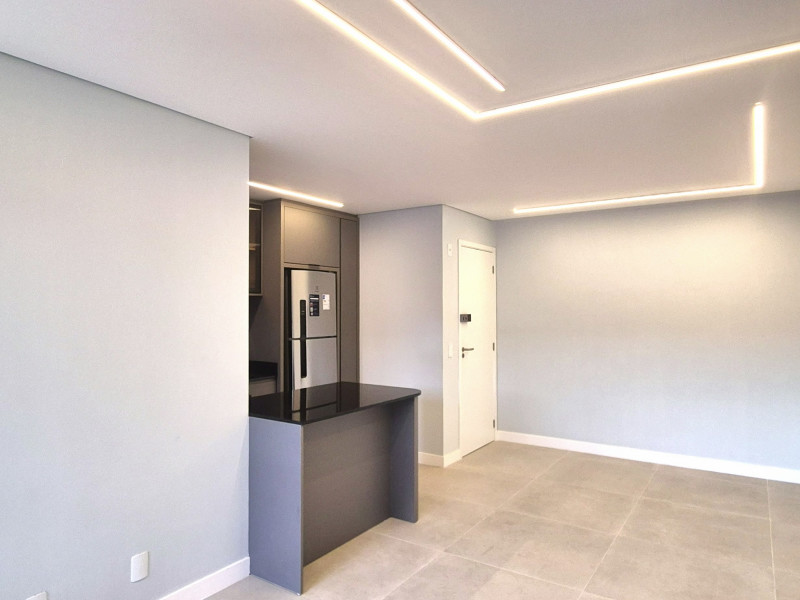 imóvel com 69m² - Roçado - São José